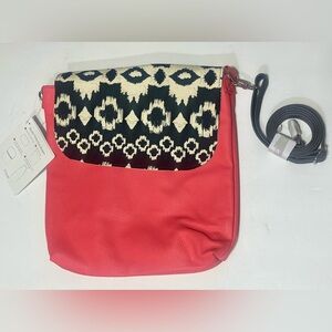 Studio Thirty- One Modern Shoulder Bag Corral Color With  Black Strap NWT